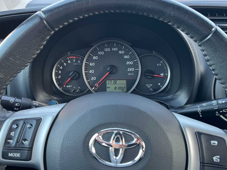 TOYOTA YARIS 1.0 poucos kms, Nacional