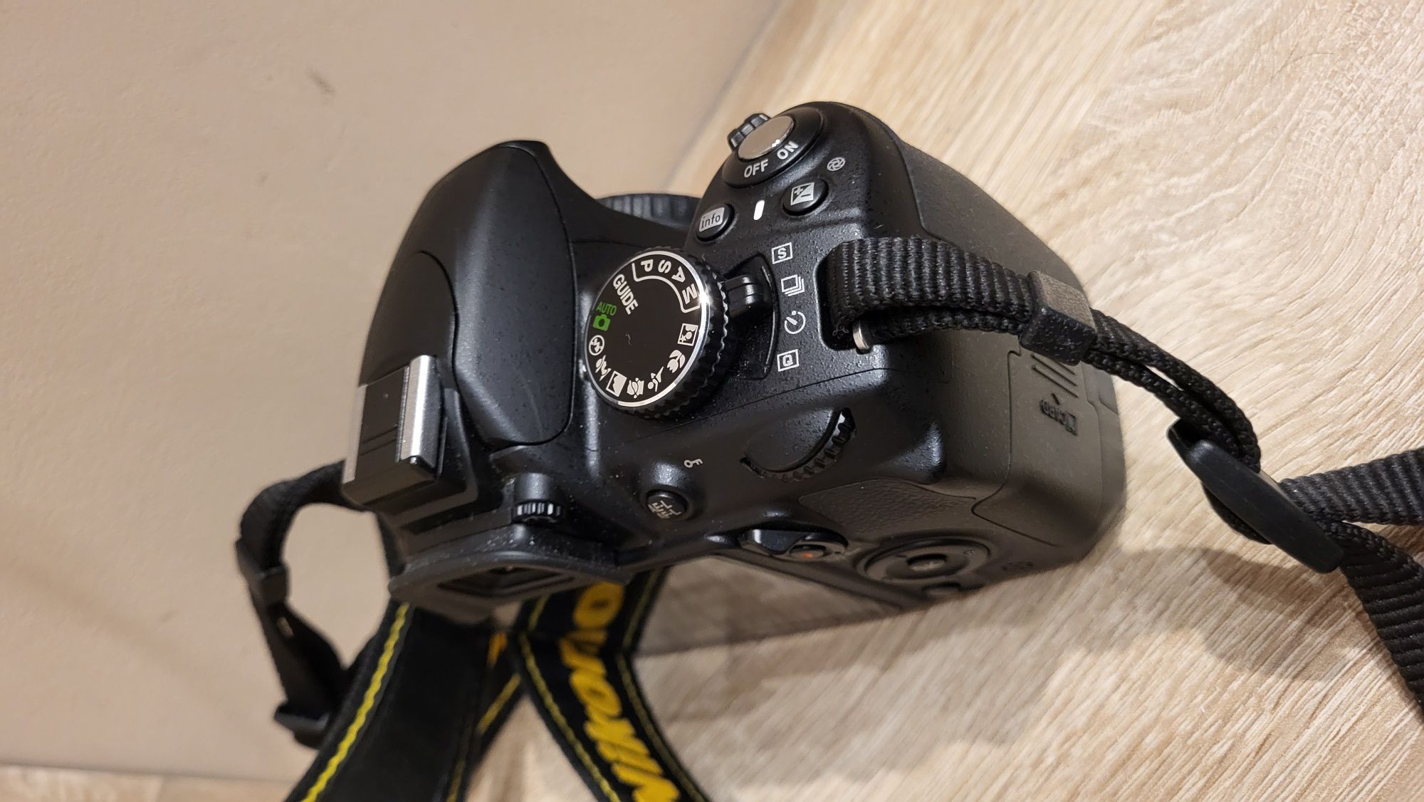 Nikon d3100 przebieg 2230