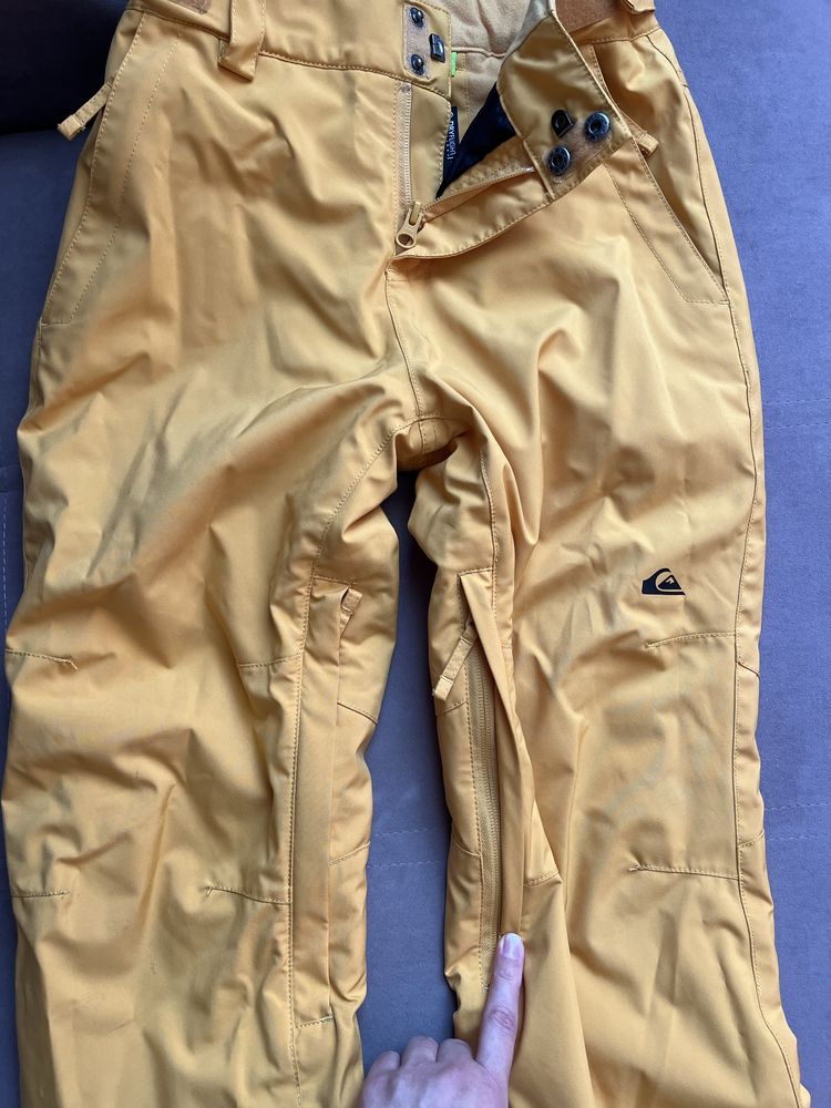 сноубордичні/лижні штани Quiksilver