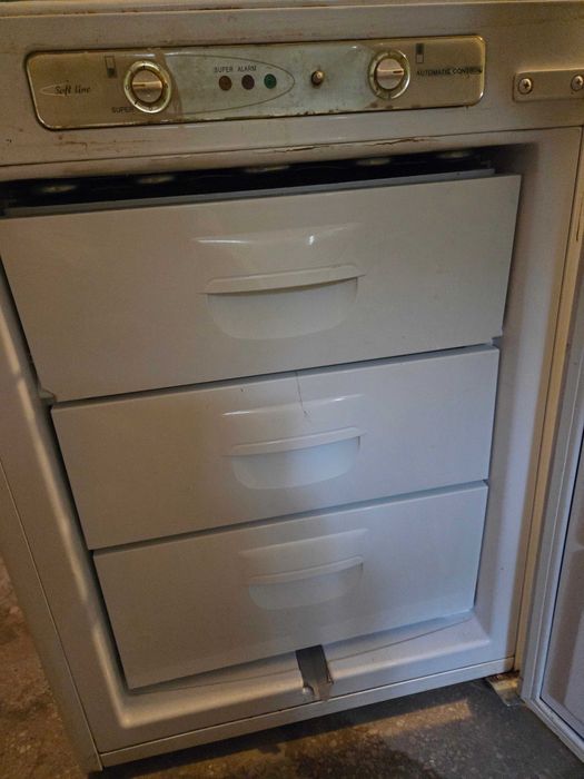 Chłodziarko-Zamrażarka AMICA 2-drzwiowa