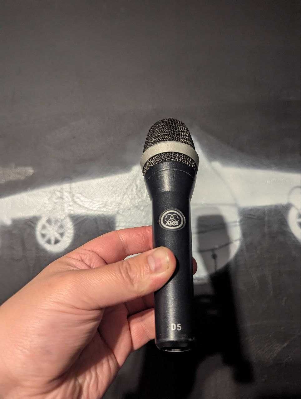AKG D5 XLR — вокальний мікрофон у ідеальному стані