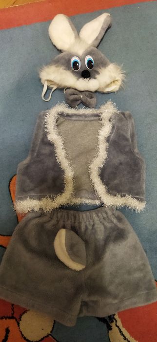 Костюмчик зайчика