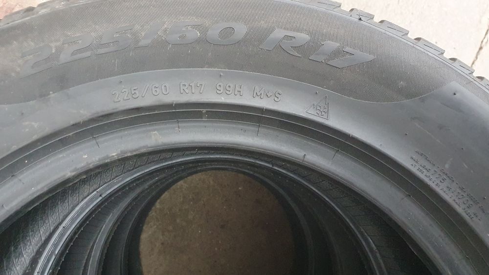 Комплект коліс Pirelli 225/60/17 ЗИМА 2021 року Протектор 6 мм.