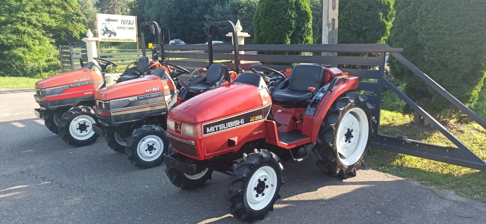 Traktorek japoński Mitsubishi Mt 220