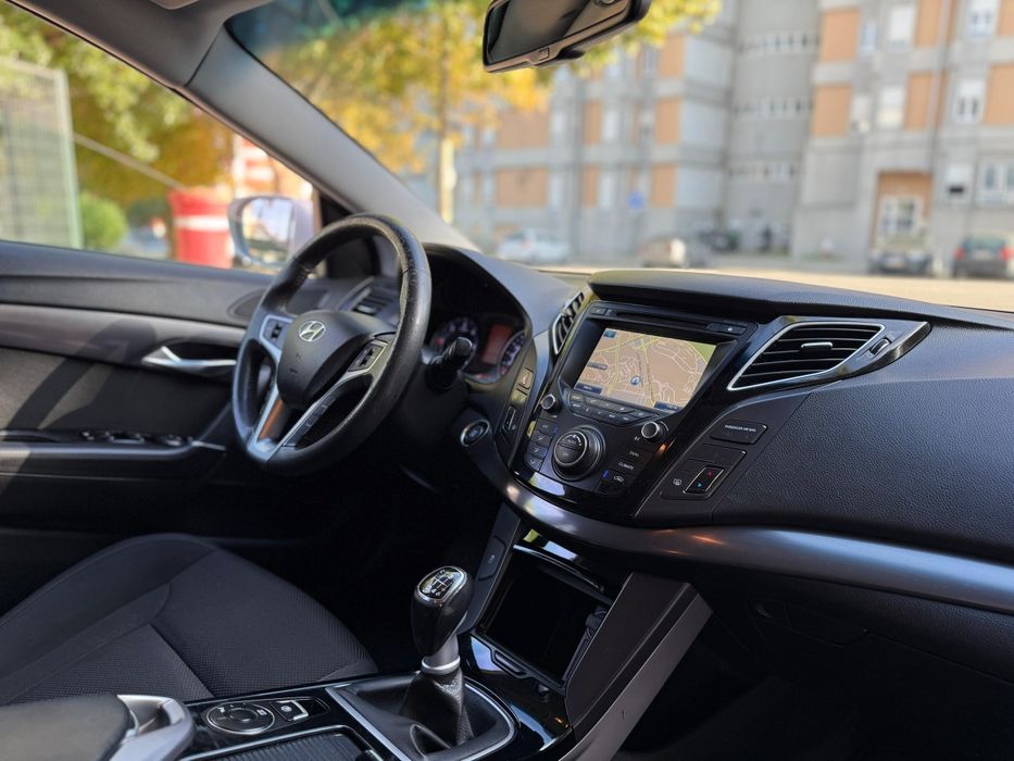 Hyundai i40 1.7crdi blue drive 136cv
