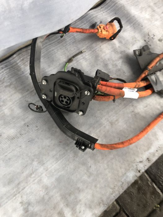 Polestar 2 зарядний порт usa в наявності