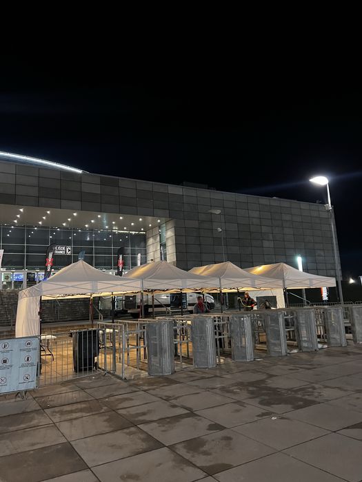 Barierki koncertowe sceniczne mojo imprezowe zabezpieczenie koncertu