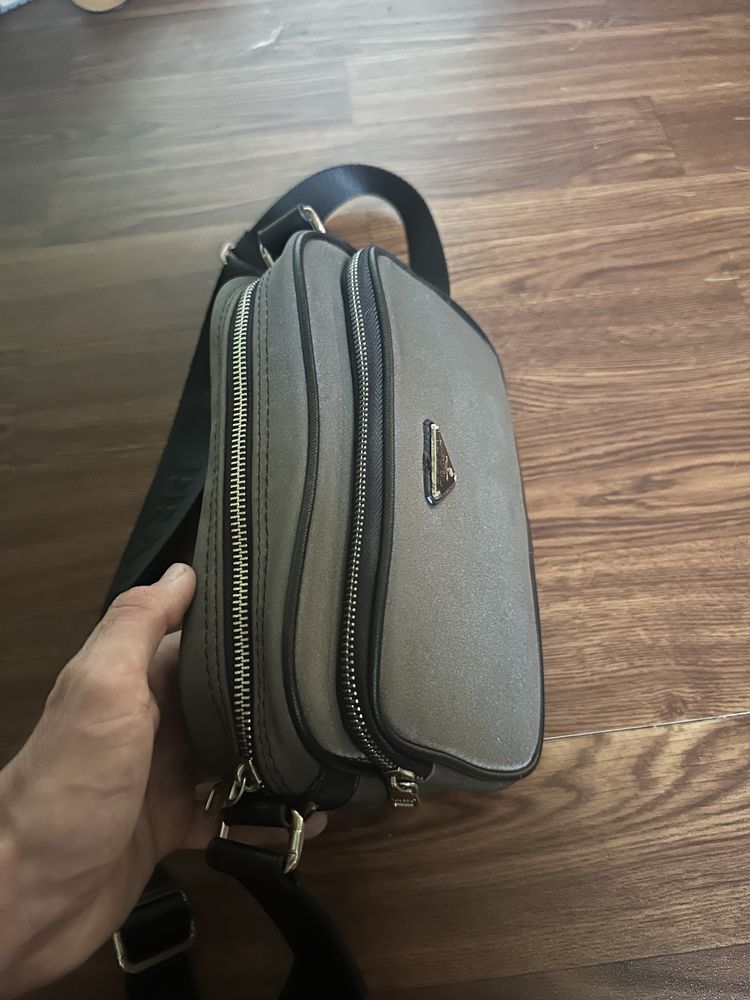 Сумка prada gucci lv guess