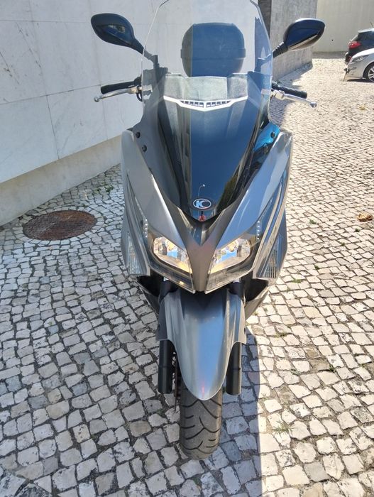 Maxi Scooter KYMCO Grand Dink 125