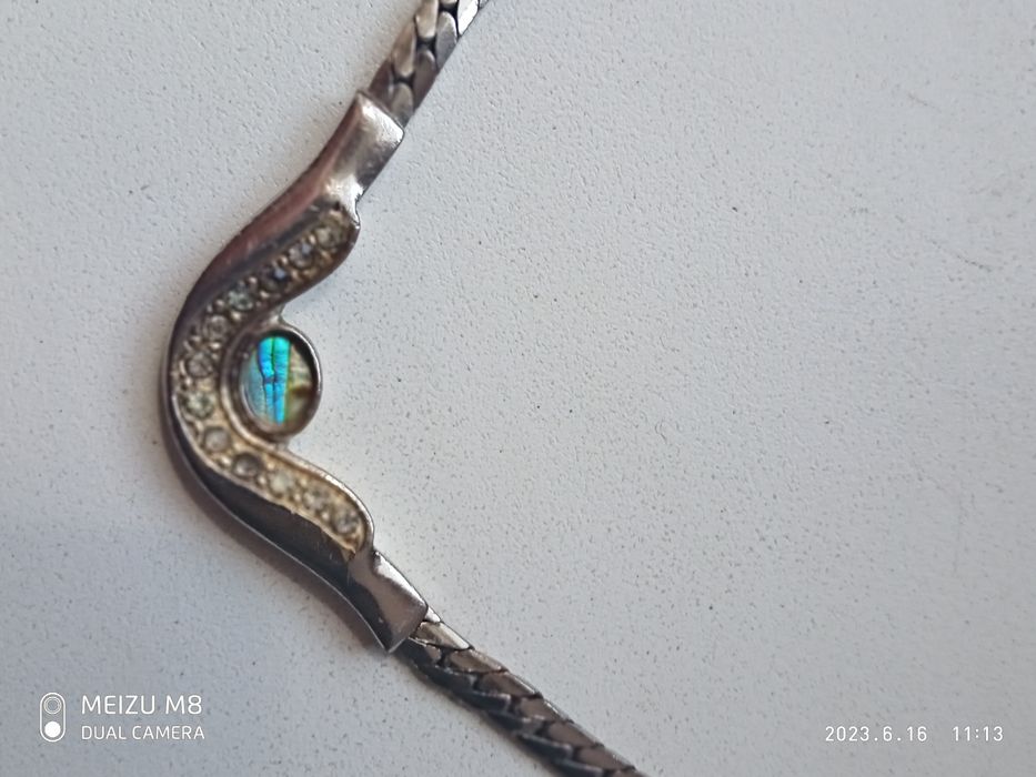 Кол'є  позолочане з натуральним камінцем і цирконами в доброму стані