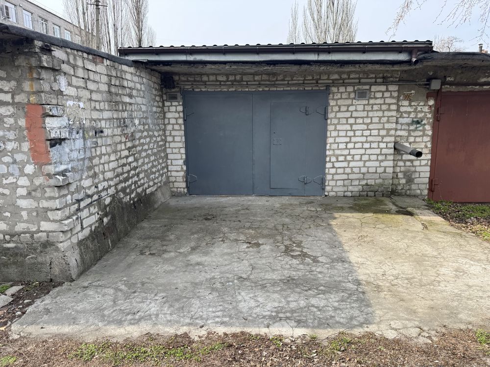 Продам Гараж на Космонавтів