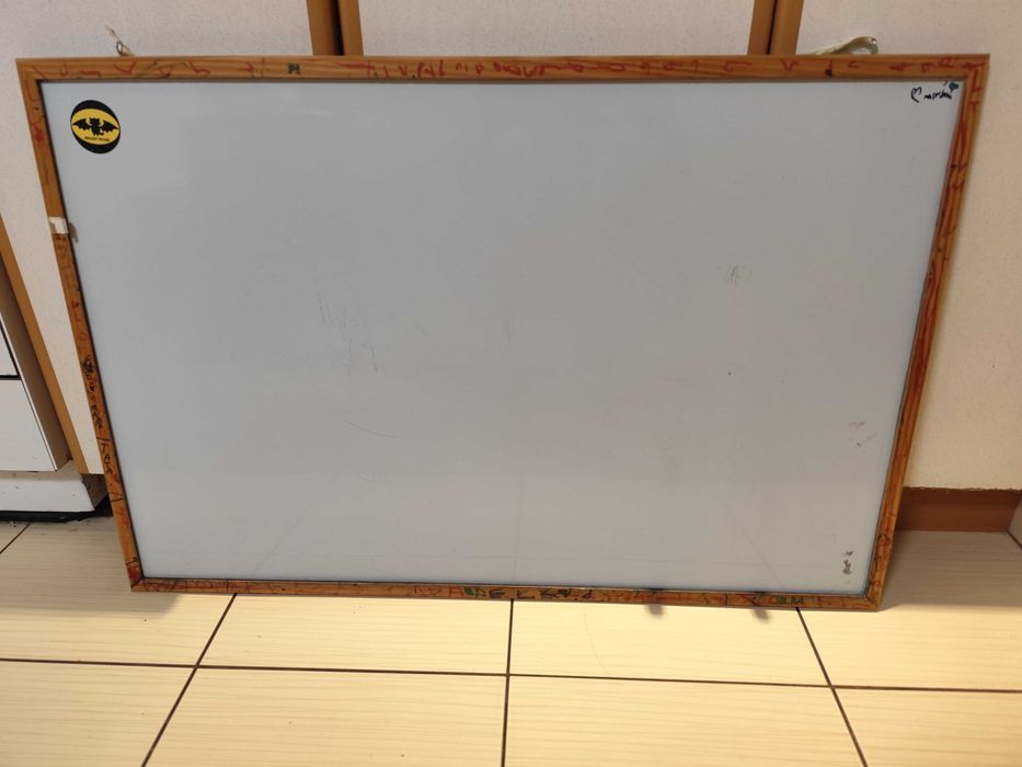 Tablica biała Whiteboard do pisania markerami używana