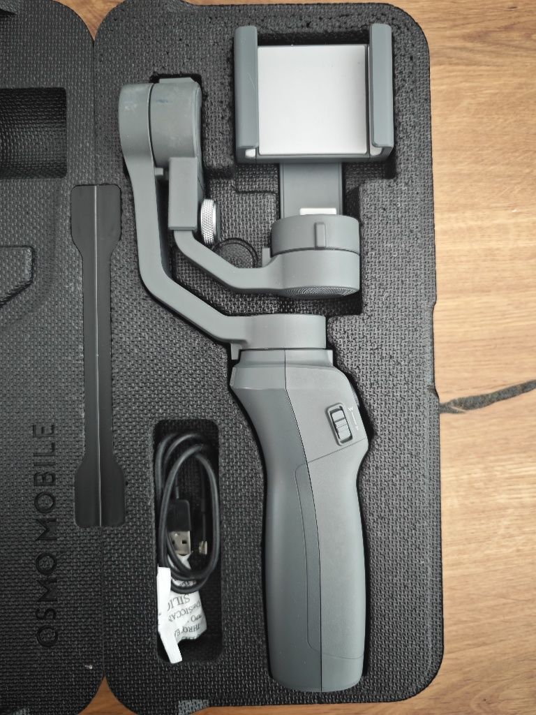 DJI osmo mobile 2