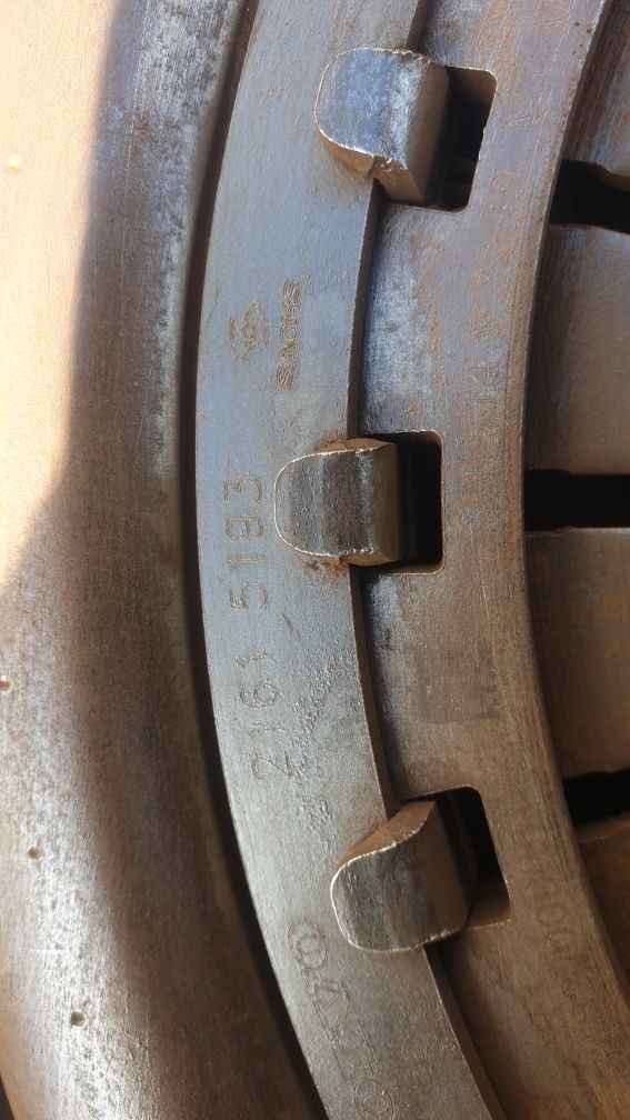 Sprzegło tarcza docisk volvo fh4 Renault gama T, brutto