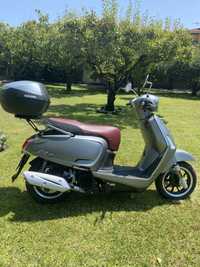 Scooter 125 imitação vespa Like sh39