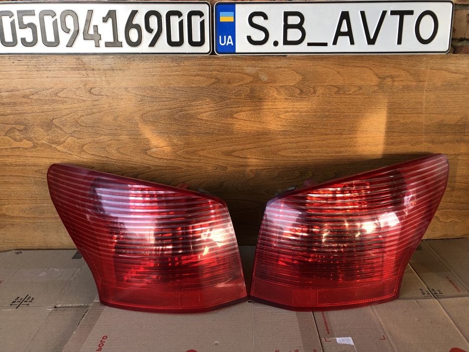 Фонарь задній лівий правий пежо 407 peugeot sw універсал