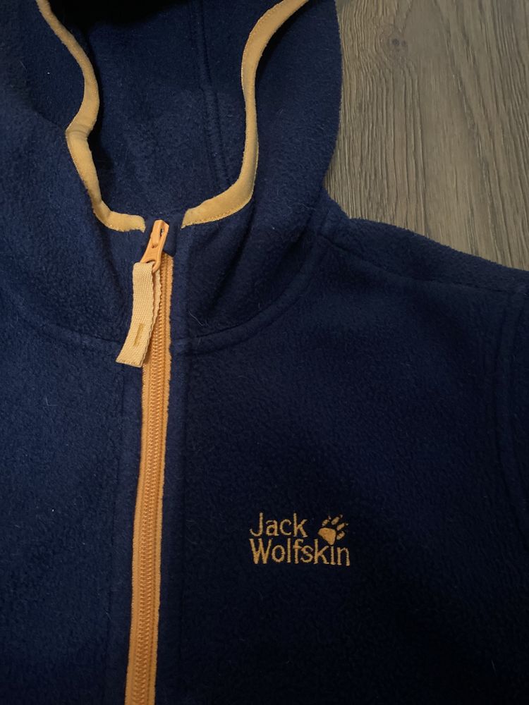 Polar granatowy z kapturem Jack Wolfskin dla chłopca 152cm