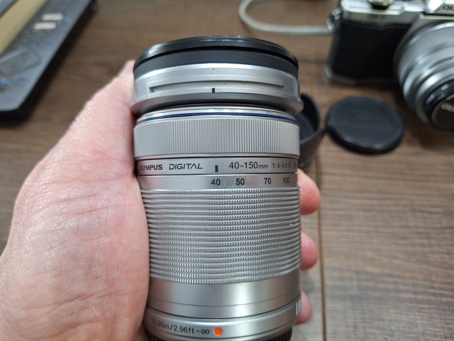 Olympus OM-D E-M10 mark II