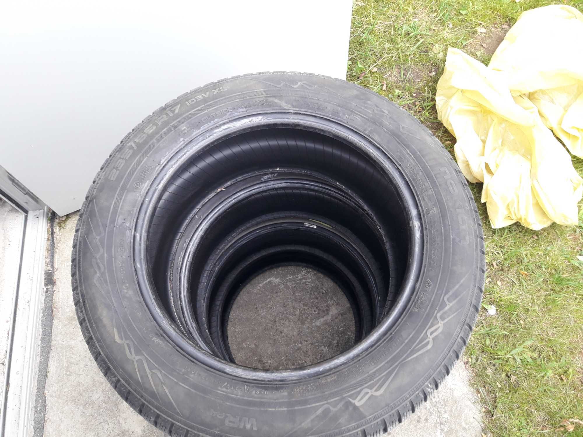 4 Opony Nokian WRA 4, od 7,4 do 7,8 mm., 235x55x17, 103V XL