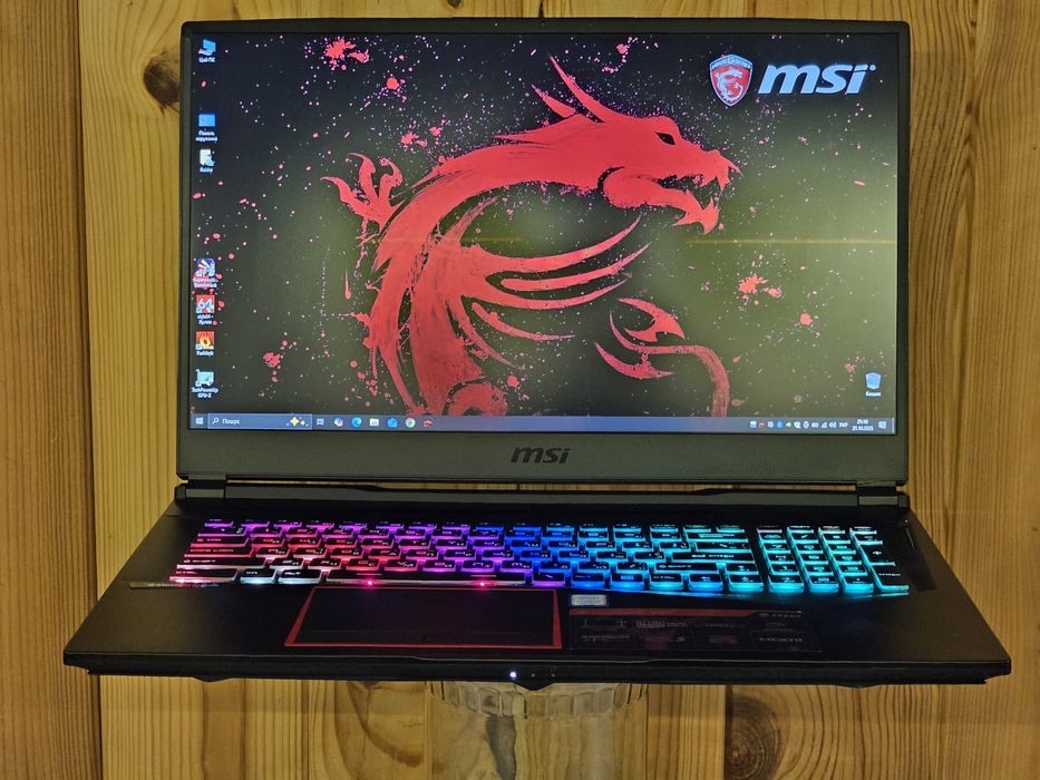 MSI 17.3" 144Hz/i7 8750H/GTX 1070 8GB/RAM 32GB/SSD 256/HDD 1000GB