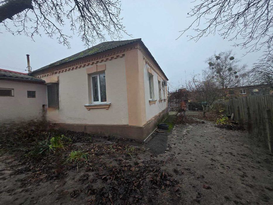 Продаж будинку у місті Васильків!