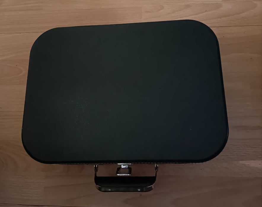 Gramofon Voksun uszkodzony