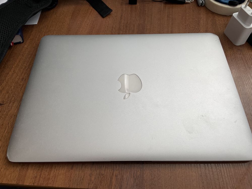 Apple Macbook Air 13" A1369 (2011,EMC 2469) i5-2557M/4Gb/