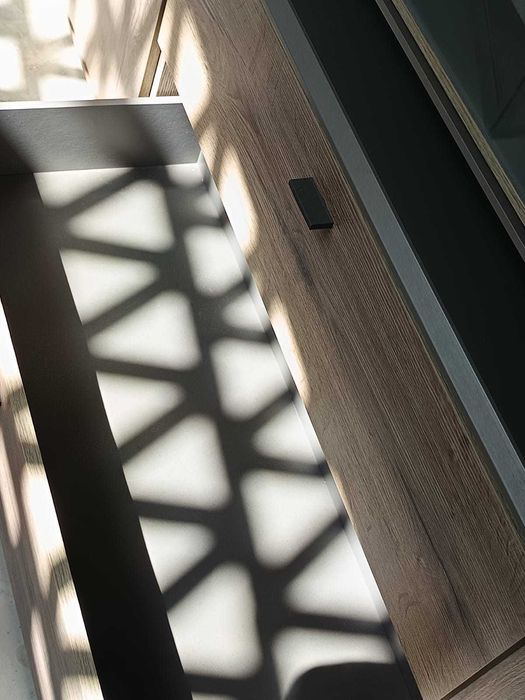 Móvel TV/ aparador em madeira para sala