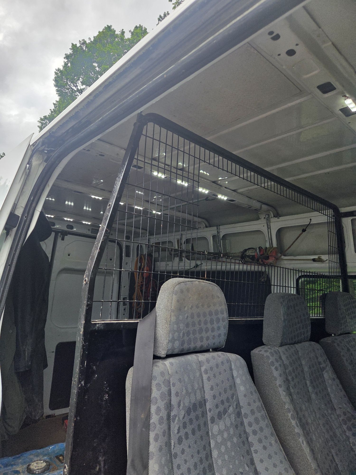 Ford transit L2H2. 2,2 cdti 140 km 2008 rok.Brygadówka 6 osób