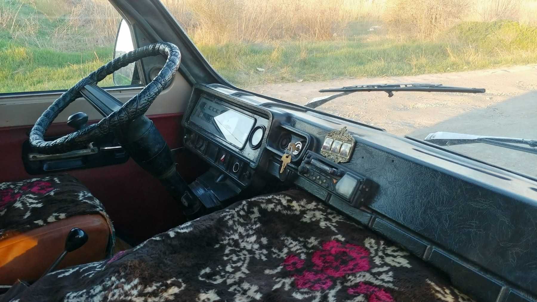 Мікроавтобус РАФ 2203 в гарному стані!!! 1992 р. випуску.