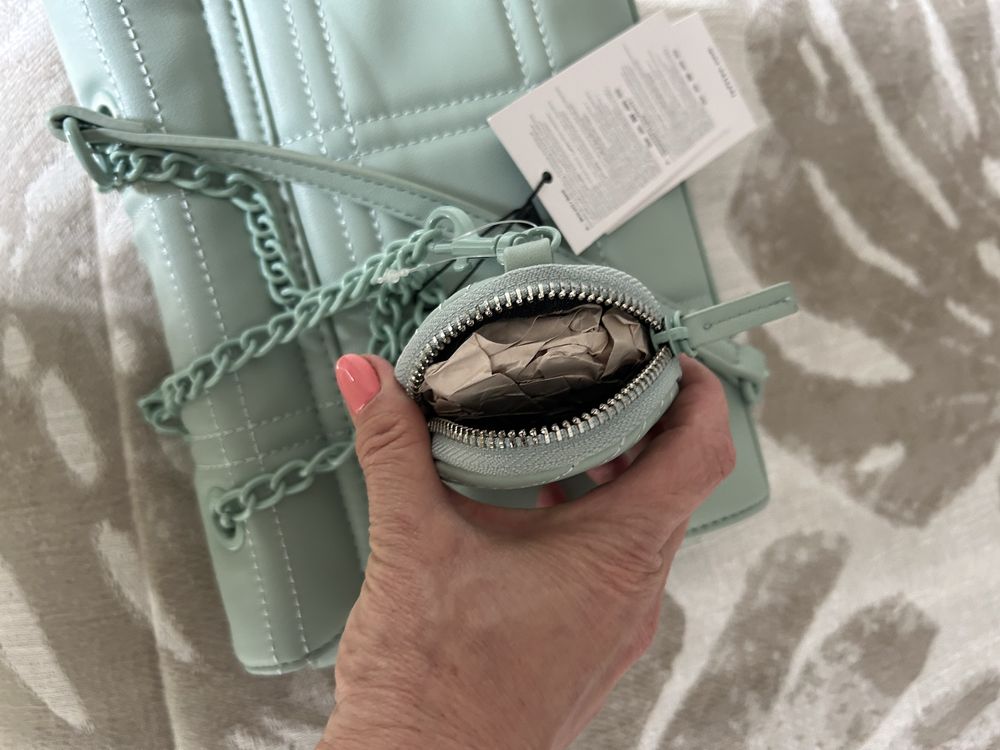 Bolsa tiracolo com moedeiro
