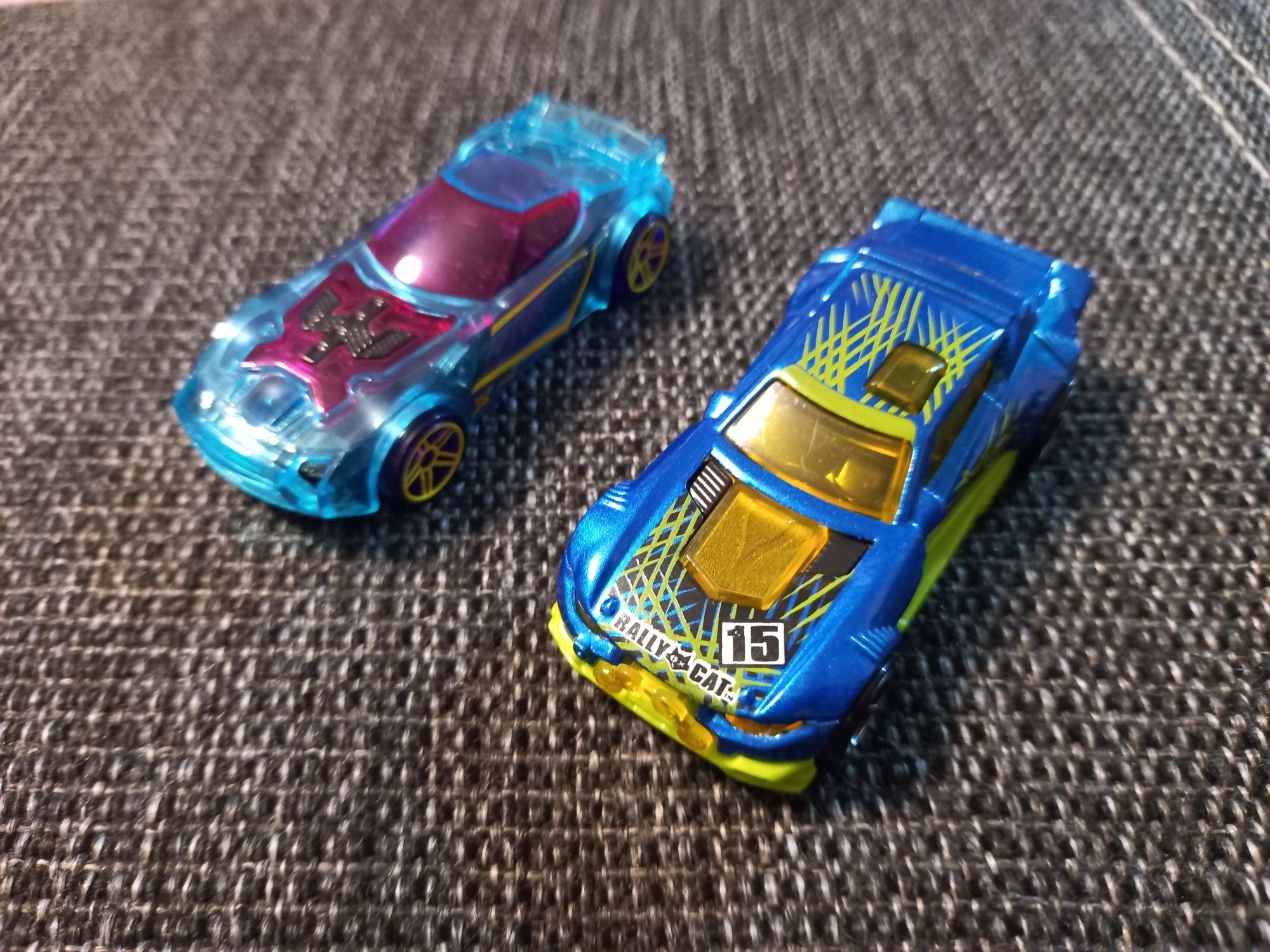 Autka Hot Wheels