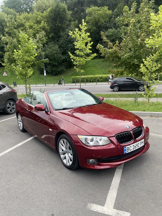 BMW e93 2013 обслужене та доглянуте авто