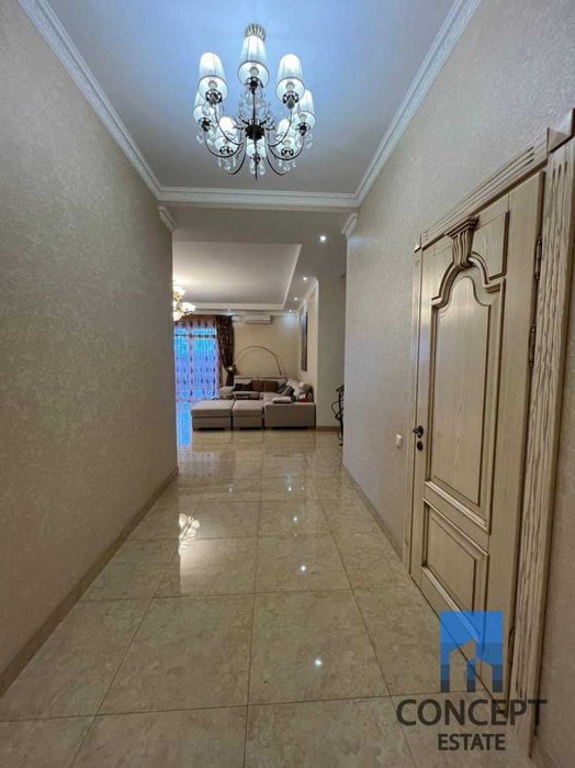 Продам дом с бассейном в Новоалександровке. Кристальный!