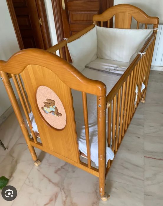 Cochao de bebe oferta da cama de grades