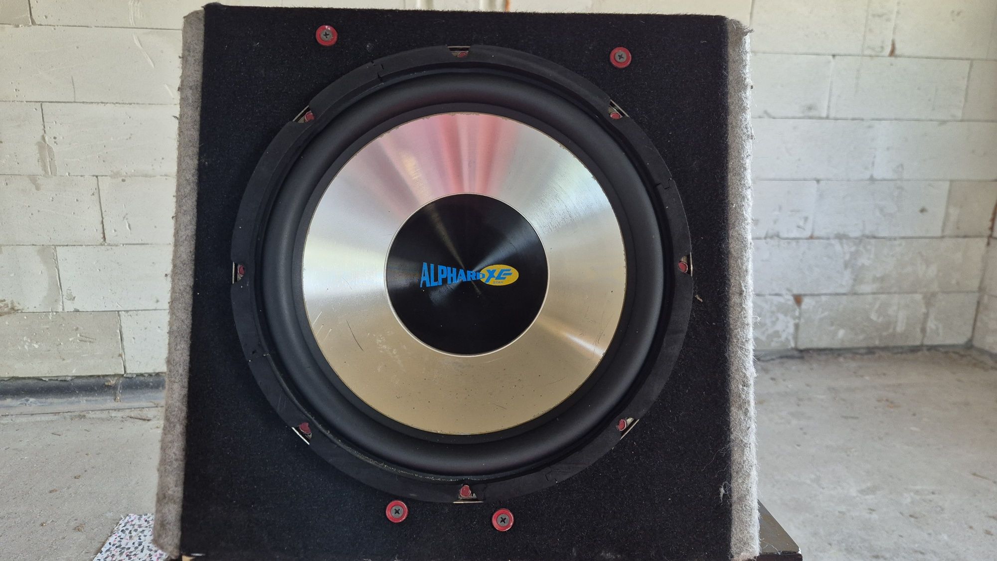 Subwoofer samochodowy