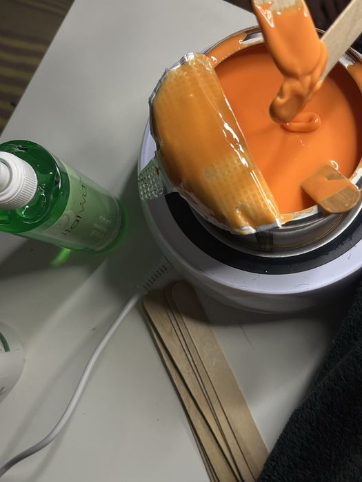 Запрошую на воскову депіляцію