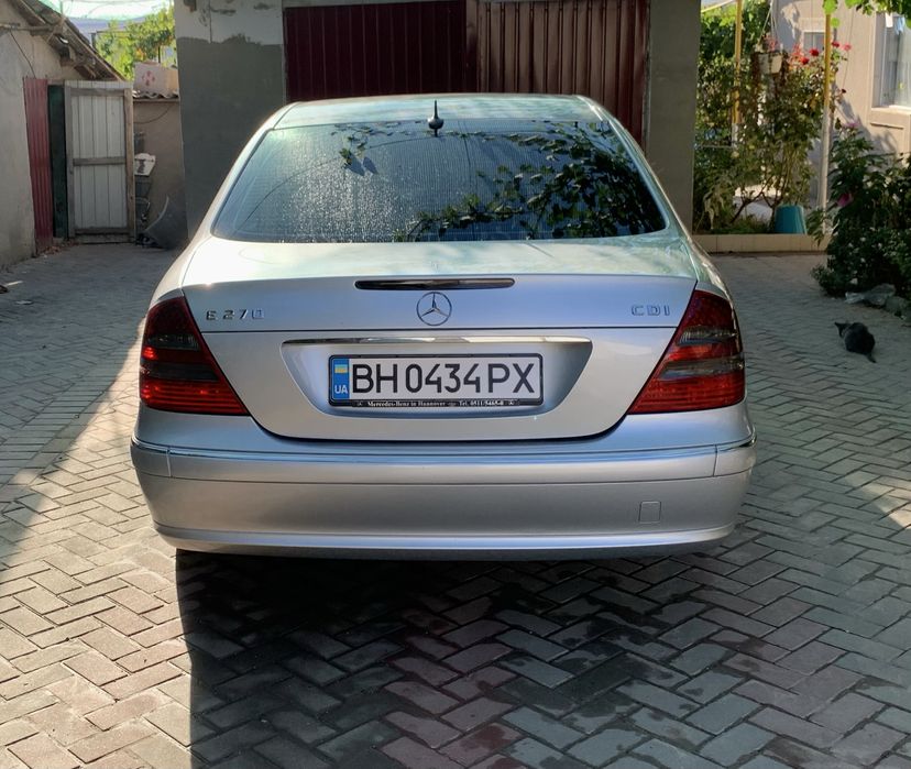 Mercedes Benz e klass w211 e270cdi