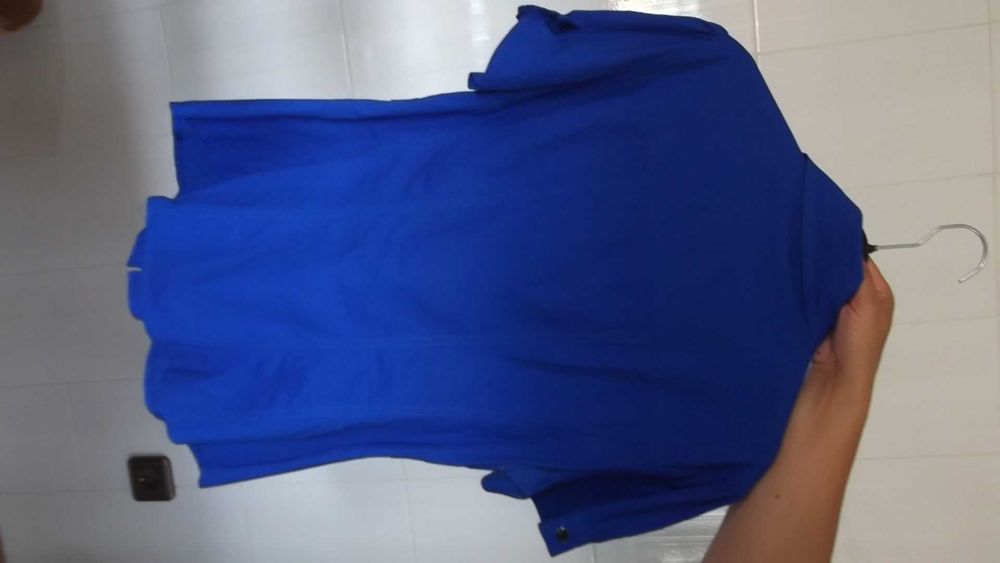 Blusa Azul M/L como nova