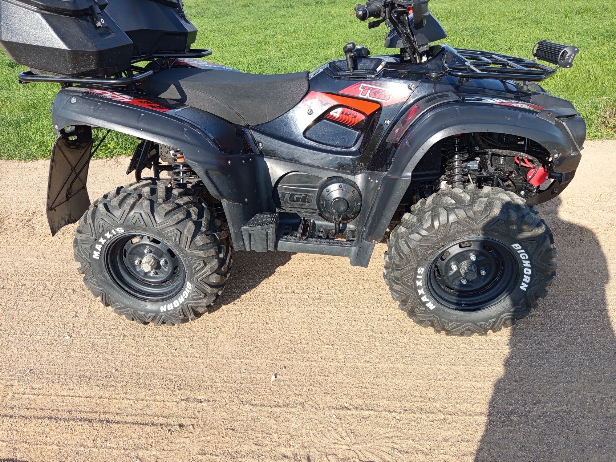 Quad TGB Blade 550 4x4