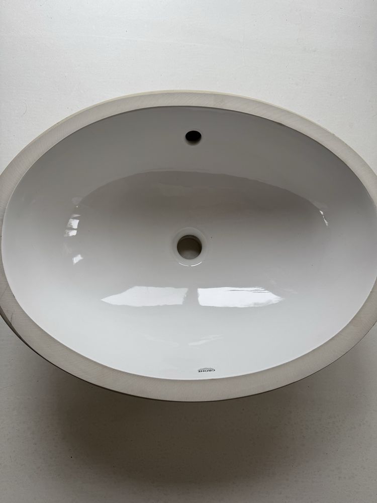 NOWA umywalka Grohe 56x42 cm podblatowa biała