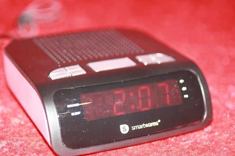 Relógio, Rádio e despertador da marca SMARTWARES