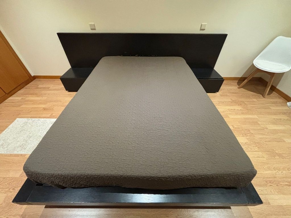 Cama madeira maciça wenge
