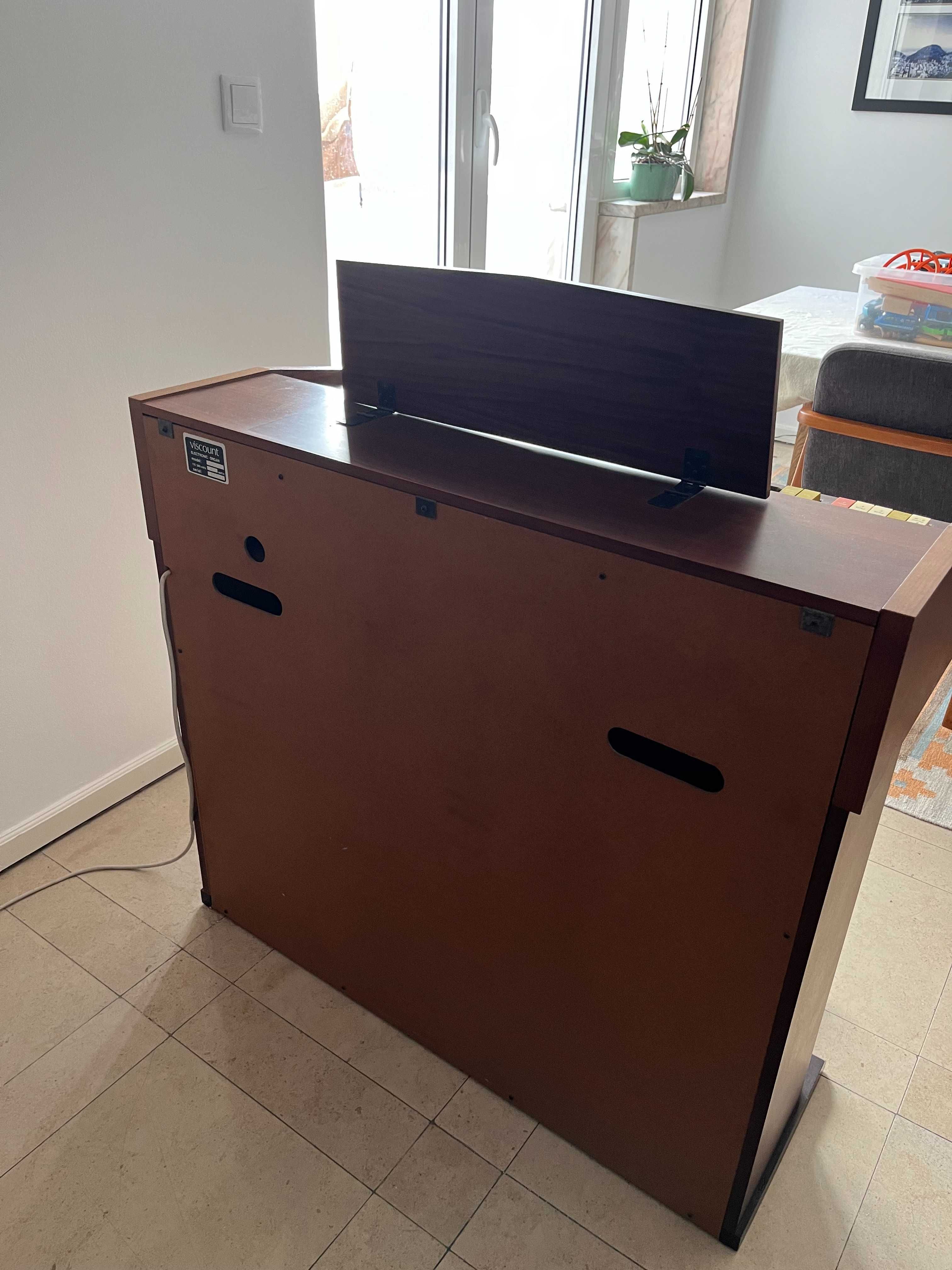 Vendo órgão/piano eléctrico VISCOUNT Odeon De Luxe - a funcionar