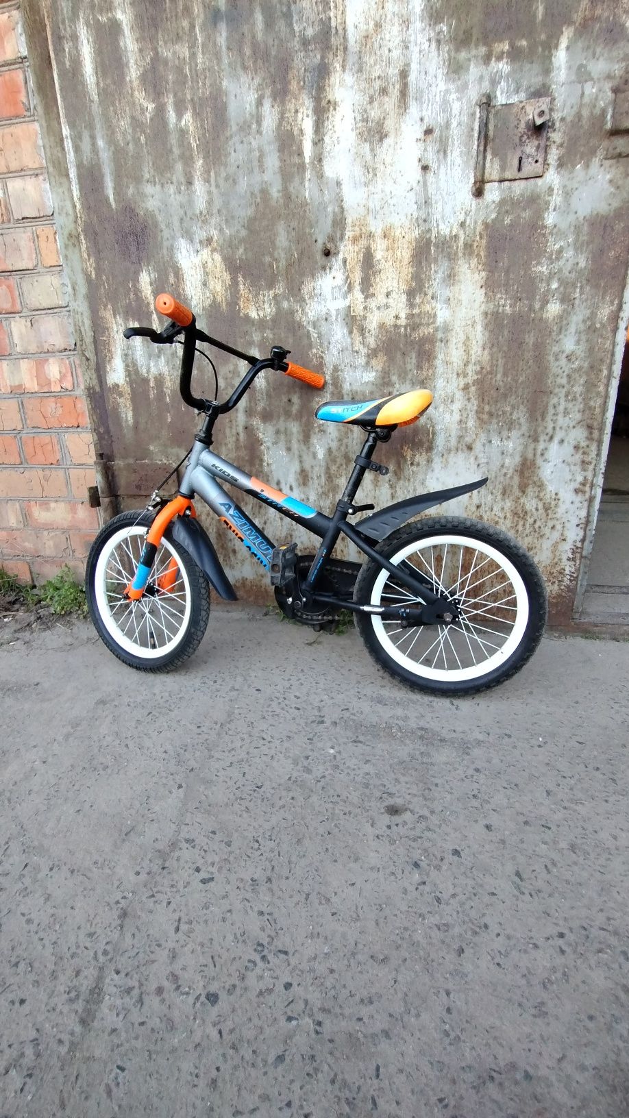 Продам детский велосипед  Azimut