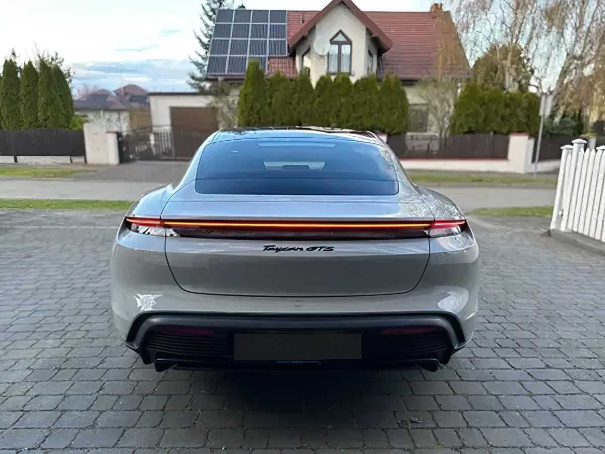 2022 Porsche Taycan 4S