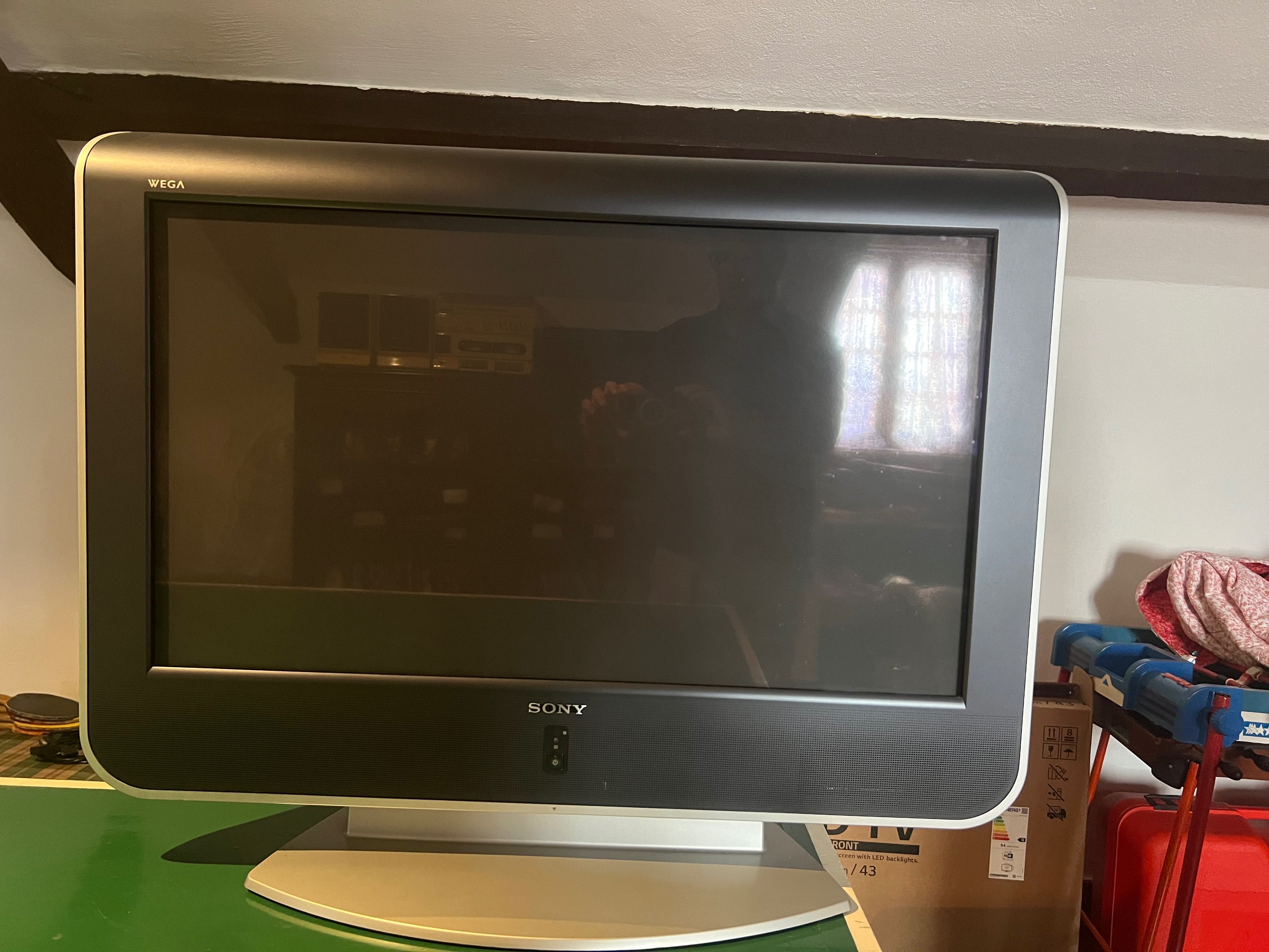 Televisão Sony Wega