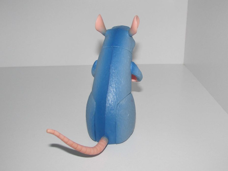 Disney/Pixar Ratatouille Remy L2383