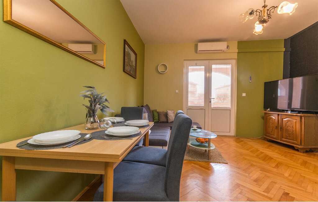 Wakacje, Chorwacja, apartament z basenem dla 4 osób
