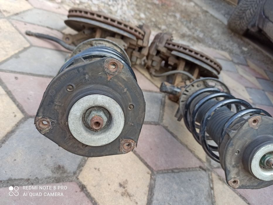 Амортизатори адаптивні передні в зборі Wolksvagen Scirocco 08-14